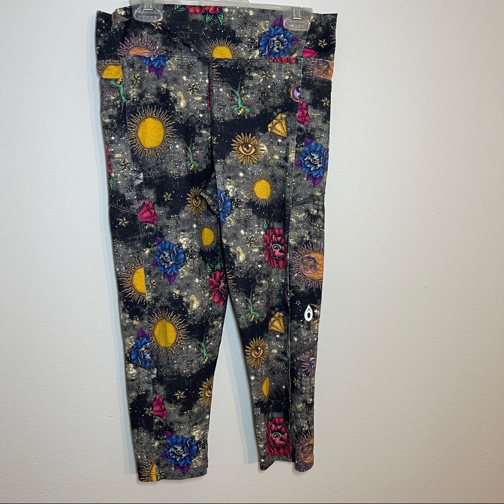 Dona Jo Tattoo Sun Moon Crop Leggings